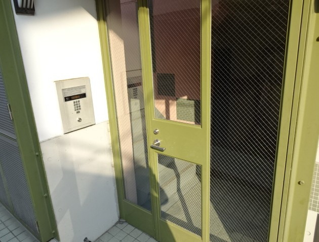 アーク亀戸3丁目のエントランス