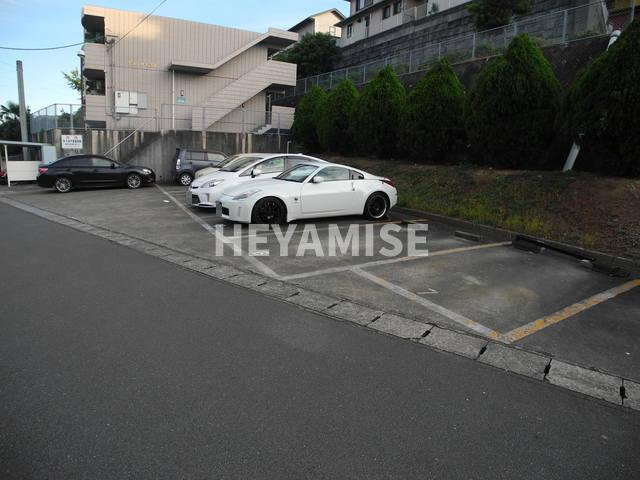 アネックス清水の駐車場
