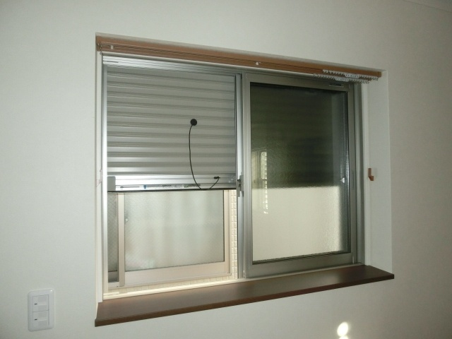 【その他】 | パレスステージ小平 | 防犯シャッターあり。