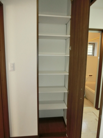 【収納】 | パレスステージ小平 | 玄関入ってすぐの棚