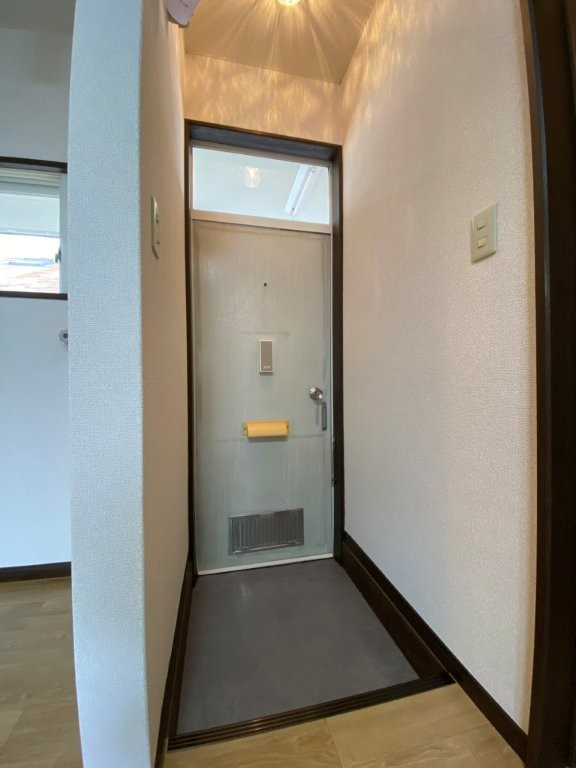 リバーコート水道橋の玄関