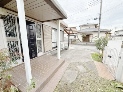 【エントランス】 | 泉が丘５丁目貸家