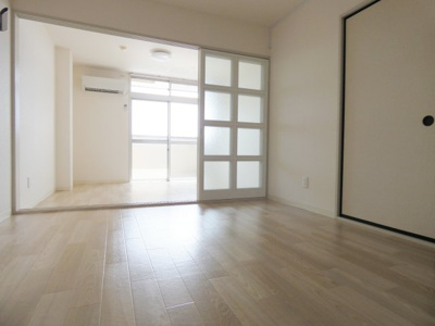 【寝室】 | レジデンスカープ小山 | 同社施工例