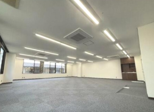 小松ビルの内装