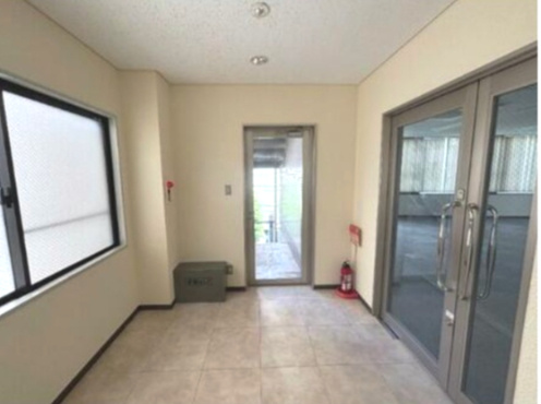 小松ビルの内装