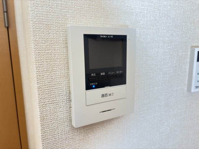 ゼファーコートのセキュリティ|写真は同建物の別部屋を参考に掲載しております。