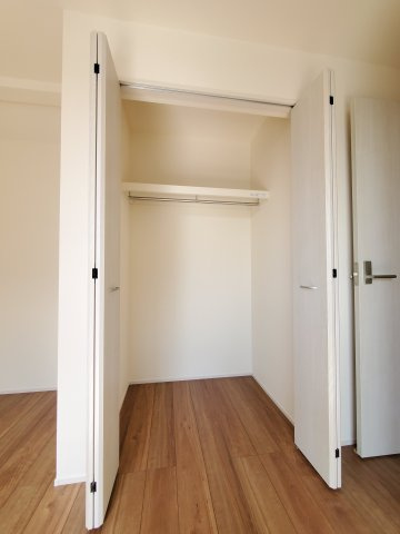 吉川市　吉川2丁目　新築戸建　全1棟の収納|施工例です