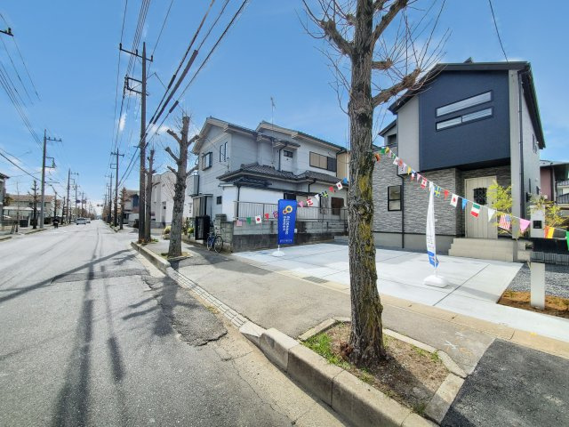 吉川市　吉川2丁目　新築戸建　全1棟の前面道路含む現地写真|前面道路含む現地写真です