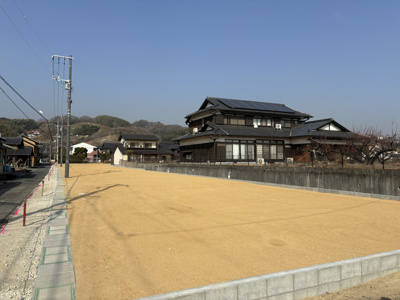 【外観】 | 土地　玉島八島　全8区画 | 分譲地全体像。南側から撮影
