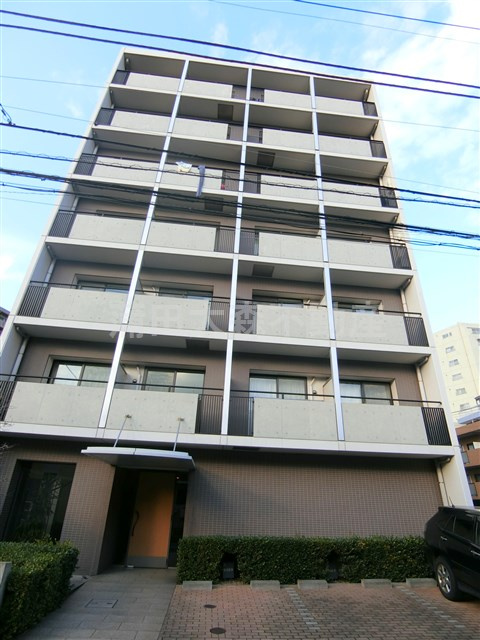 グランドフォーレヤマモトの外観|2001年10月築　RC鉄筋コンクリート造7階建て総戸数72戸の賃貸マンション　東京都大田区大森中1丁目　京浜急行本線大森町駅近徒歩3分最大速度1ギガのインターネット無料