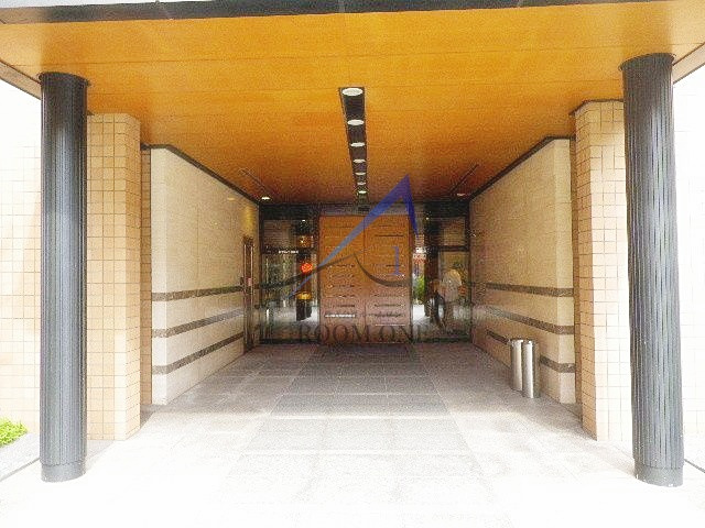 リーデンスタワー高層棟のエントランス|エントランスです。