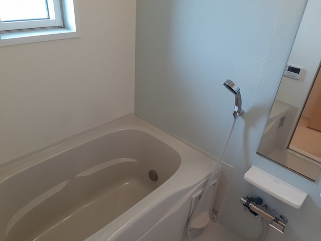 サンヴェール大芝Aの浴室