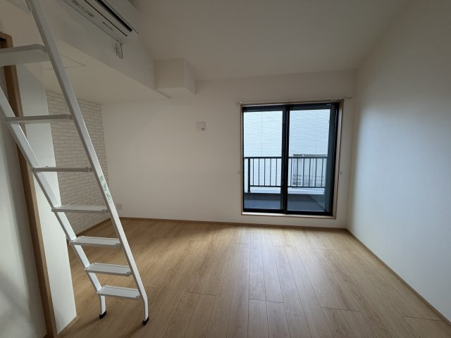 Ours Lavande（ウルス・ラヴァンド）の居間・リビング