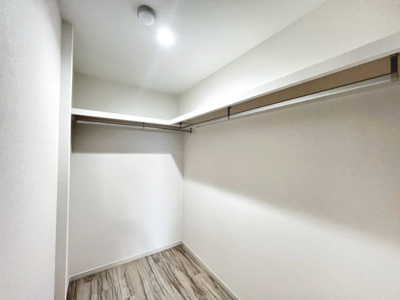 【収納】 | ライオンズマンション上野芝5丁 | ウォークインクローゼットもございます♪沢山収納できて嬉しいですね！