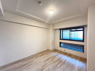 【洋室】 | ライオンズマンション上野芝5丁 | 個人の部屋や寝室として使える洋室です！