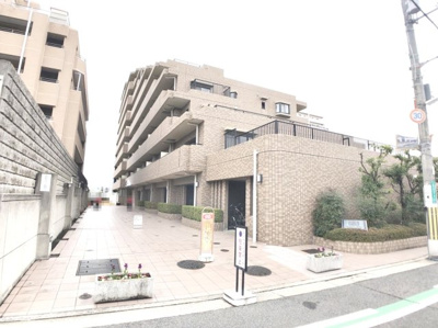 【外観】 | ライオンズマンション上野芝5丁 | 【本日ご内覧可能】令和７年１２月リフォーム済！空家ですので、お忙しい方でもお仕事帰り等にご内覧頂けます♪