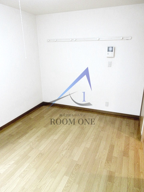 やよいの居間・リビング|洋室のお部屋です。