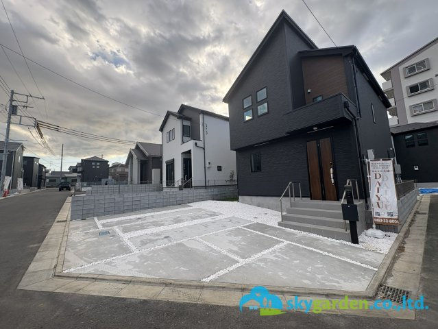 平塚市岡崎10期　新築戸建　全30棟10号棟の外観