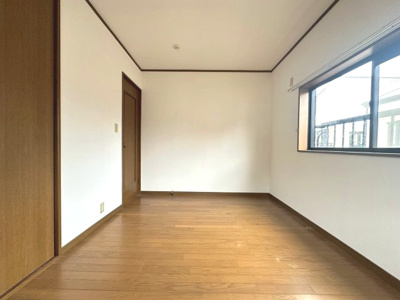 【洋室】 | 箕面市桜ヶ丘1丁目貸家