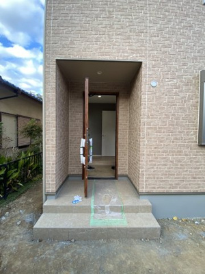 【玄関】 | 新大久保5号館