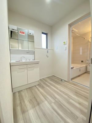 【洗面所】 | 新大久保5号館 | シャワー付き洗面台