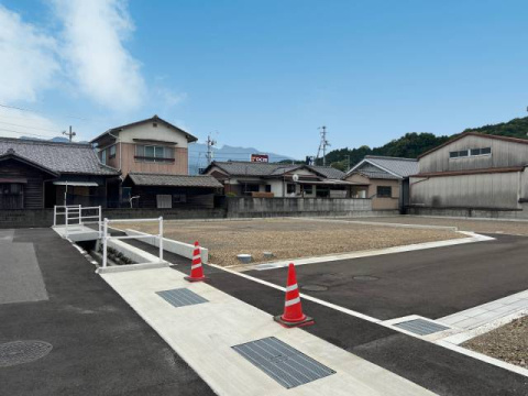 西の土居町1丁目　8区画売土地の周辺