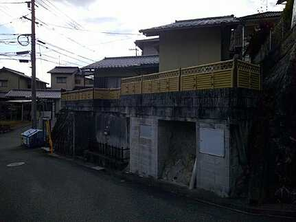 中野4丁目の前面道路含む現地写真
