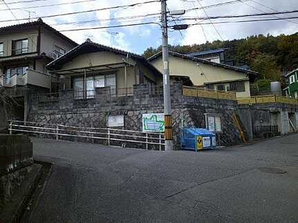 中野4丁目の前面道路含む現地写真