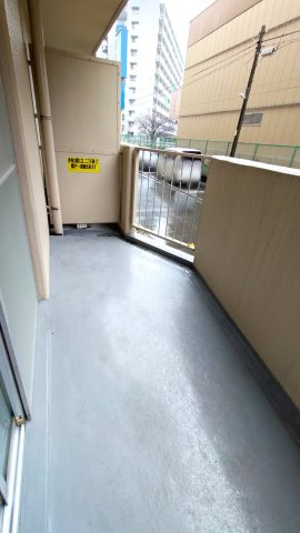 ～ペットと暮らせるマンション～若江岩田パークマンションB棟のバルコニー