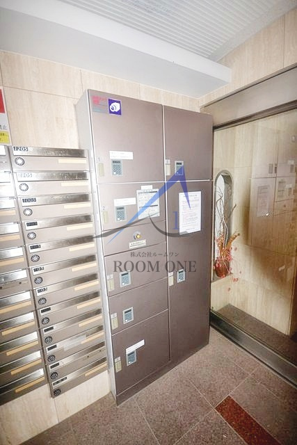 アーバイル池袋ＥＡＳＴのその他共用部分|宅配ボックスです。