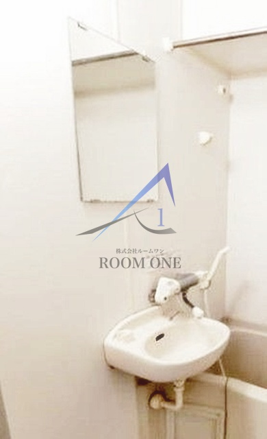 アーバイル池袋ＥＡＳＴの洗面所|洗面台です。