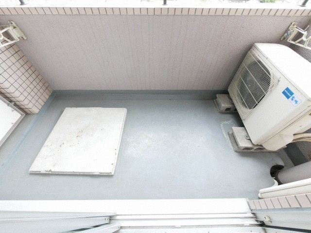 イトーピア高津のバルコニー