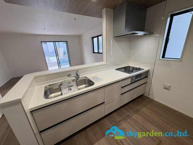 平塚市岡崎10期　新築戸建　全30棟6号棟のキッチン