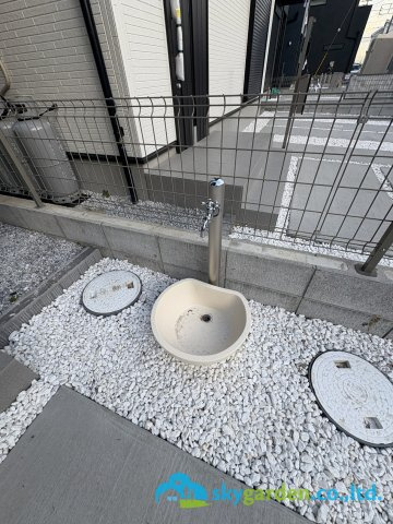 平塚市岡崎10期　新築戸建　全30棟6号棟の玄関