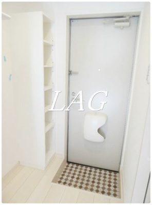 【玄関】 | ハーミットクラブハウス鶴見寺谷C棟 | 玄関です。