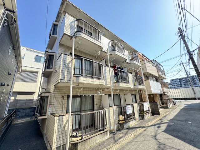 アベニュー耕和の外観