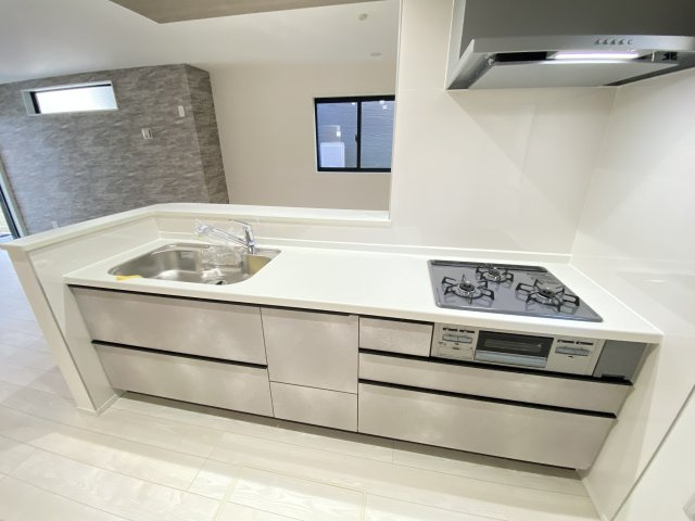 『八王子市新築戸建て』八王子市1-24-1【仲介手数料無料】　５期のキッチン|～仲介手数料無料☆八王子ひなた不動産～　八王子市台町　新築戸建て