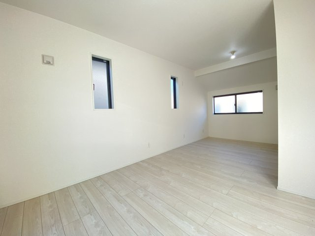 『八王子市新築戸建て』八王子市1-24-1【仲介手数料無料】　５期の洋室|～仲介手数料無料☆八王子ひなた不動産～　八王子市台町　新築戸建て