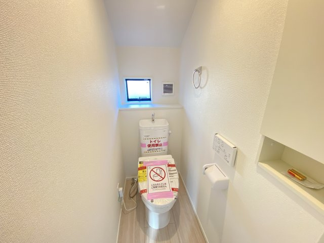 『八王子市新築戸建て』八王子市1-24-1【仲介手数料無料】　５期のトイレ|～仲介手数料無料☆八王子ひなた不動産～　八王子市台町　新築戸建て