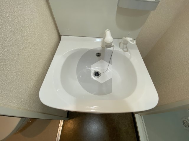 Luxe布施北2の独立洗面台