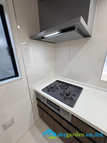 平塚市岡崎10期　新築戸建　全30棟5号棟のキッチン