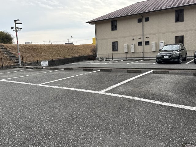 サンラーマ・パティオ　Aの駐車場