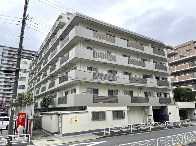 エンゼルハイム豊洲の外観|通勤や通学にも便利な、2路線を使いこなす自由自在なアクセス！

現地ご見学希望・資料請求などお気軽にお問い合わせ下さい！
03-5990-5201