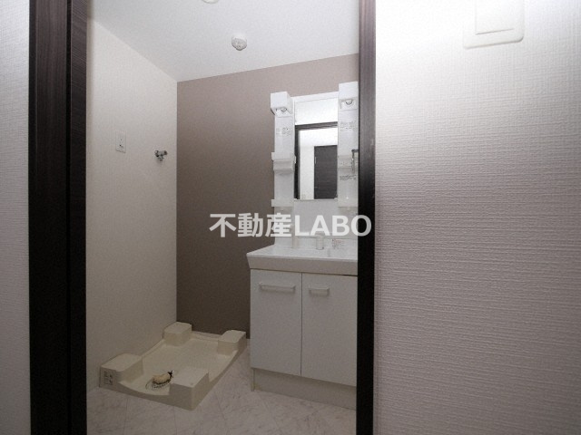 ベルンガーデン巽の洗面所