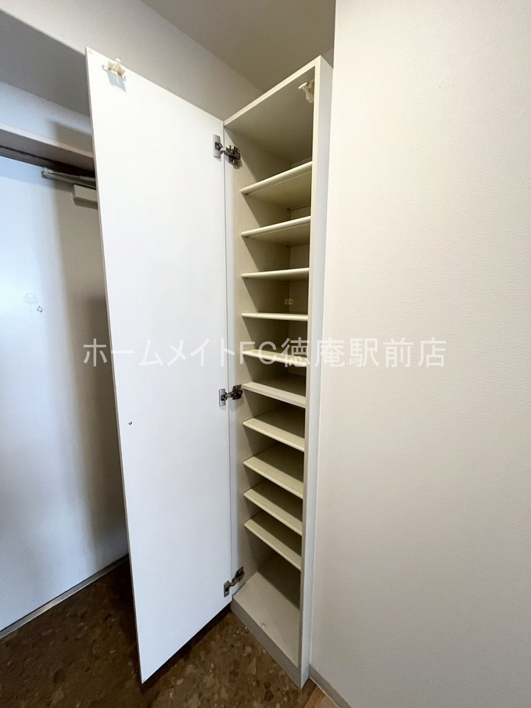 エレガンスレイヴのその他