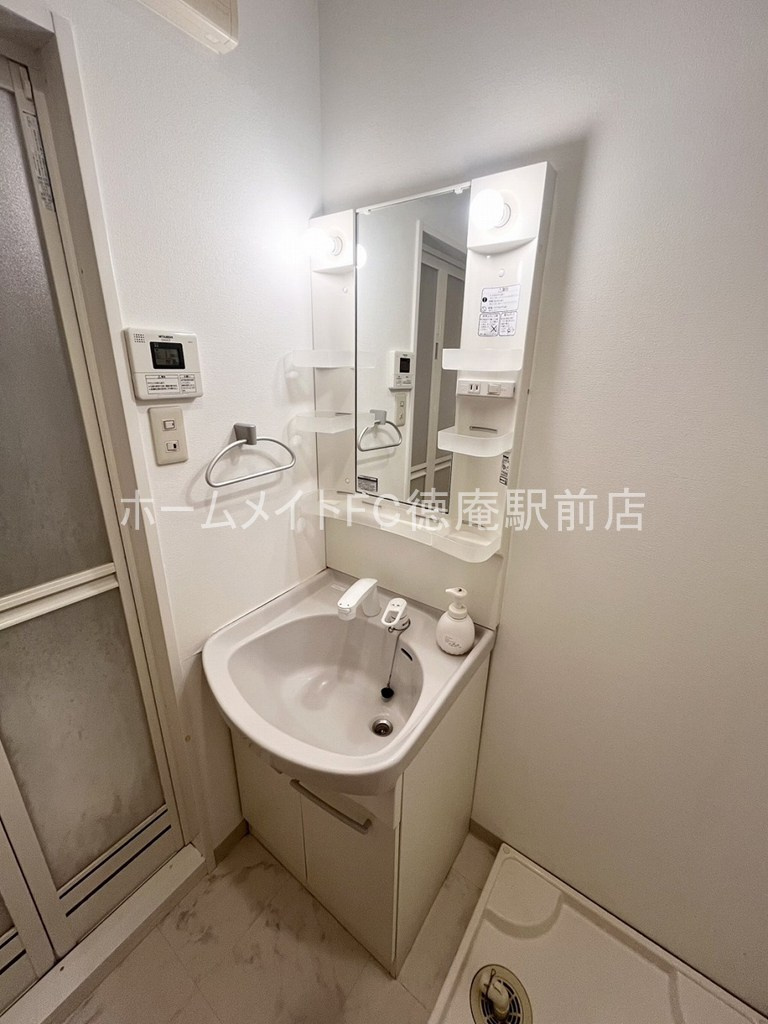 エレガンスレイヴの独立洗面台