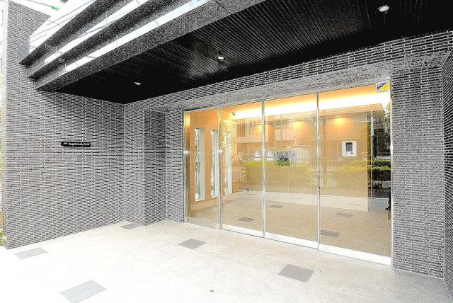 ステージグランデ竹ノ塚のエントランス