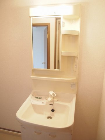 ドゥーハウスⅠの洗面所