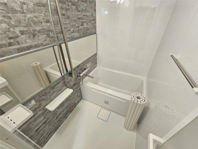 メゾンサンライズの浴室