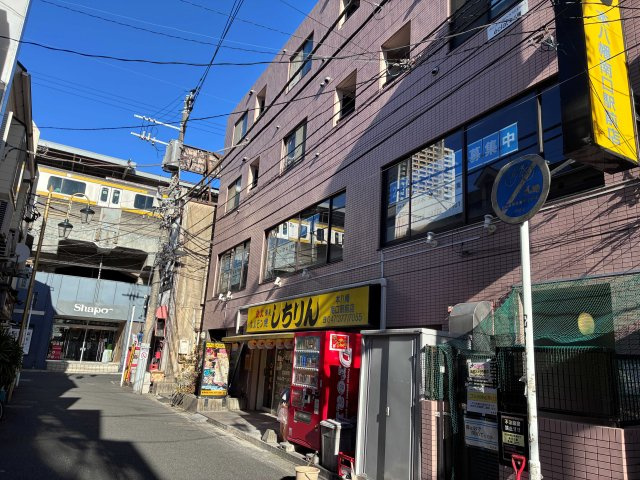 セントラル本八幡ビルの外観